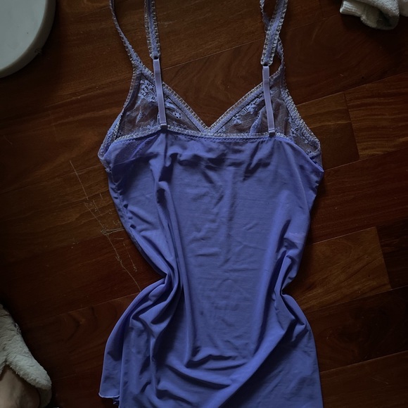 Vintage Victoria secret lace slip in lavender S/M - Picture 2 of 3